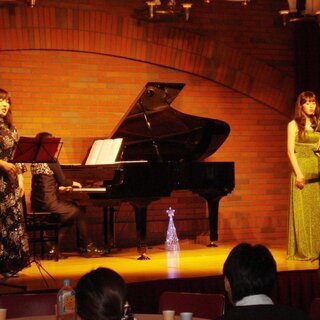 シニア女子のあなたへ　HM発声で、歌も上手くなるだけでなく綺麗を手に入れよう！若返った声と美しいスリムな体型、快調な健康をゲット。 〇歳若く見えると周りの人を驚かせ二次会カラオケの主役に～の画像