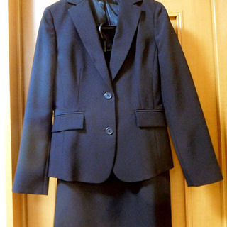 女性用スーツ11号･未使用の画像
