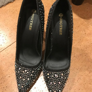 キラキラ　パンプス