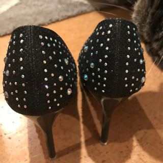 キラキラ　パンプスの画像