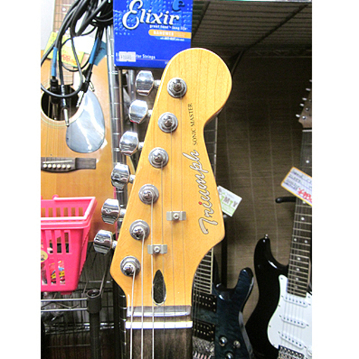 札幌【ストラトタイプ トライアンフ ソニックマスター】エレキギター