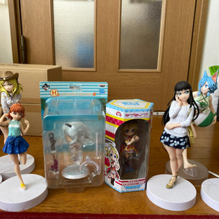 ラブライブ などのフィギュア　商談中の画像