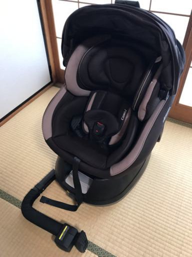 車載チャイルドシート コンビ ネルーム