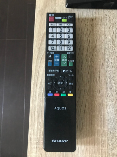 40型テレビ＊ブルーレイレコーダー＊伸縮可能テレビ台　セットで‼️