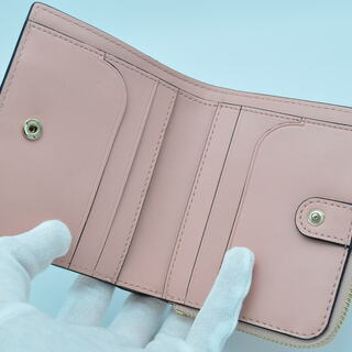 送料無料❤️新品未使用❤️Kate Spade ケイトスペード 二つ折り財布❤️ #B021の画像