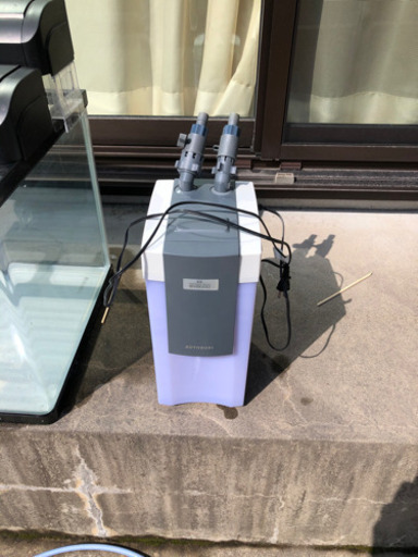 90cm水槽と外部フィルター(おまけの照明2台4灯付き)締め切り3/10