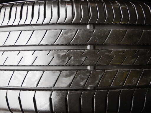 205/60Ｒ16　4本組　ダンロップルマンⅤ　プリウスアルファ、ノア