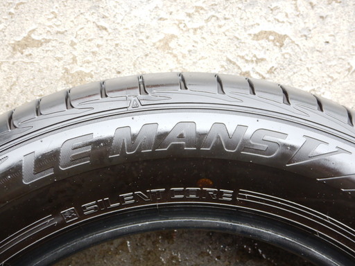 205/60Ｒ16　4本組　ダンロップルマンⅤ　プリウスアルファ、ノア