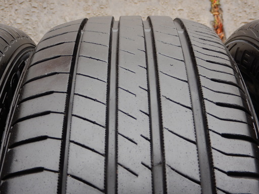 205/60Ｒ16　4本組　ダンロップルマンⅤ　プリウスアルファ、ノア