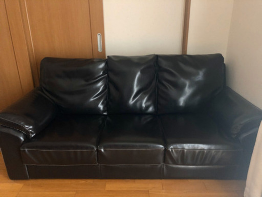 定価5万　三人掛けソファー