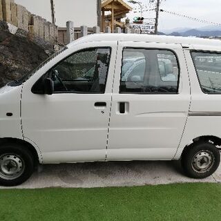 箱バン　白色　マニュアル車の画像