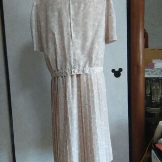 可愛いワンピースです。の画像