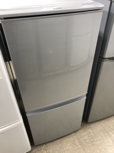 J250 SHARP シャープ 冷凍冷蔵庫　137L 　 SJ-14Y-S  2014年製　