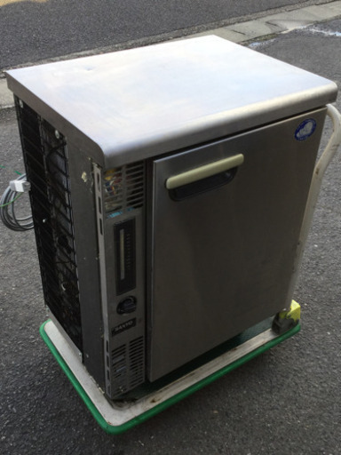 中古　2007年製　コールドテーブル　業務用　冷蔵庫　 　幅60　　奥行45　　高さ81　 （ｃｍ）　冷蔵コールドテーブル　69L
