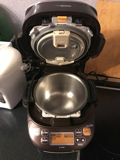 ZOJIRUSHI 圧力IHなべ「煮込み自慢」（EL-MA30型）