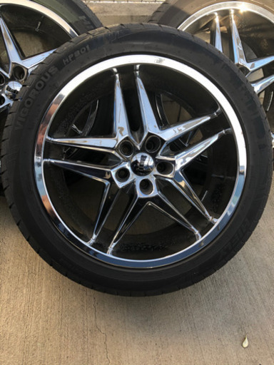 20インチ　タイヤホイール　４本　クライスラー300 ダッジ　チャージャー　チャレンジャー