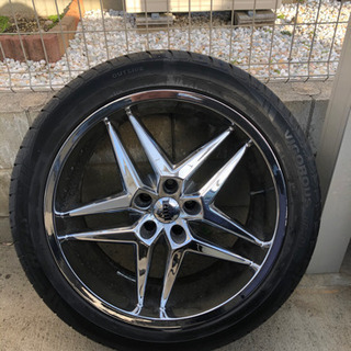 20インチ　タイヤホイール　４本　クライスラー300 ダッジ　チャージャー　チャレンジャー の画像