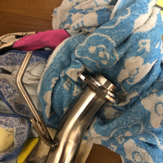 定価30500円の中間マフラーですの画像