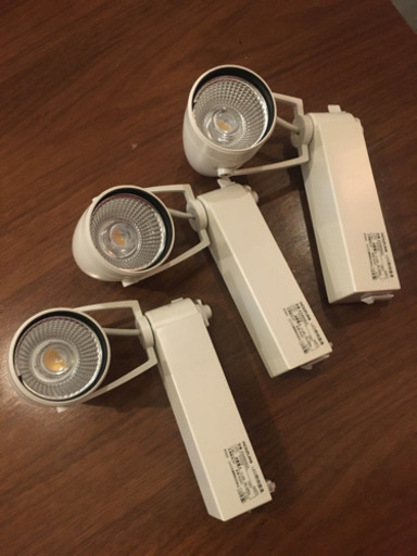 レール LED スポット　ライト　3個