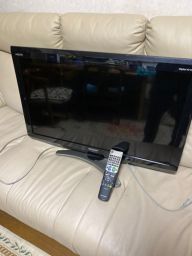 32型液晶テレビ　SHARP LC-32E7