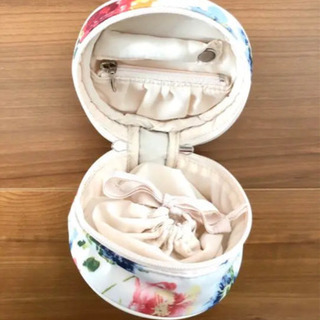 Francfranc  ミニポーチ  ジュエリーケースの画像