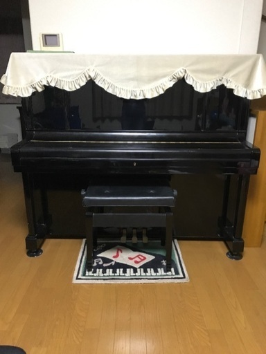 アップライトピアノ