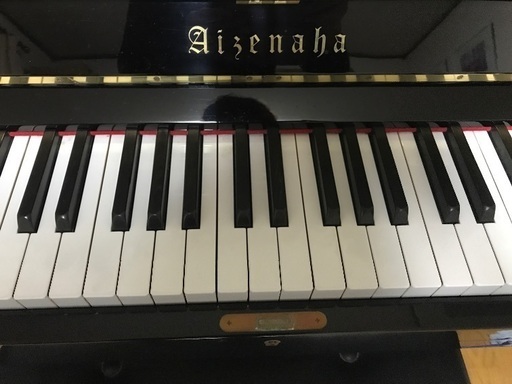 アップライトピアノ