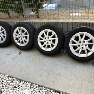 プリウスα　純正アルミホイール　205/60Ｒ16