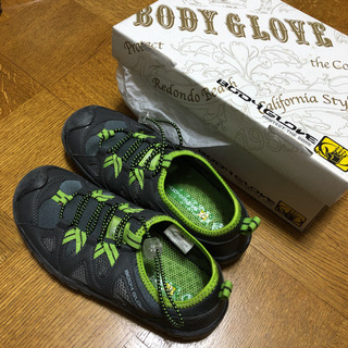 🌟【新品未使用】運動靴（メッシュタイプ）