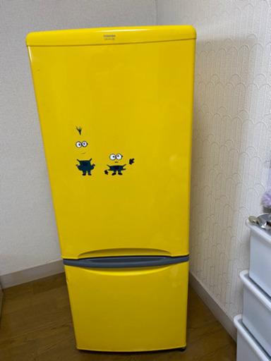 黄色の一人暮らし用冷蔵庫