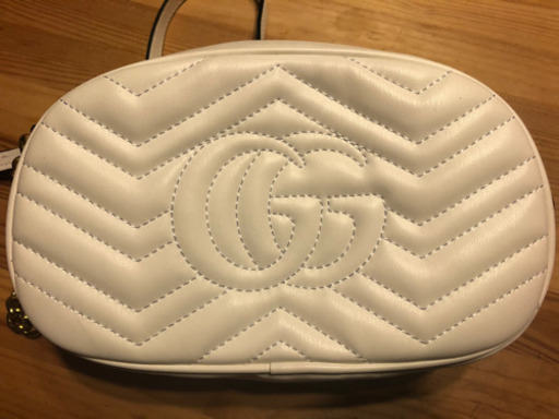 GUCCI ショルダーバッグ ホワイト 