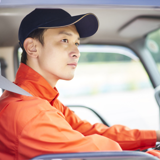 トラック乗車経験があればＯＫ♪1日たったの5件程/月収35万円以...