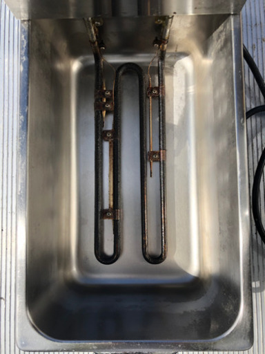 電気フライヤー