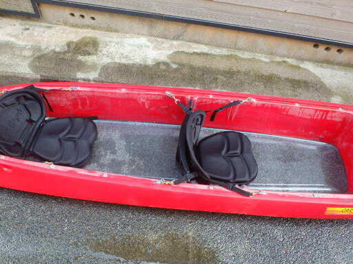 引き取り限定】赤色・クリアシーカヤック