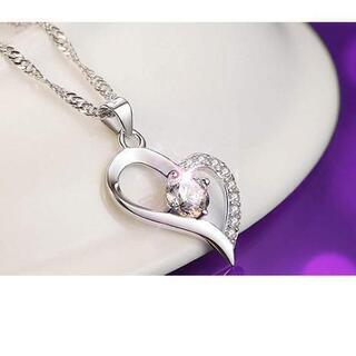 ネックレス ハートシェープ 女性用      

の画像
