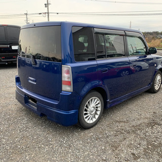分割OKの車屋　審査なしでいけます。トヨタbB 車検2年付　平成14年式　走行15万キロ　ナビ　テレビ　ETC DVDの画像