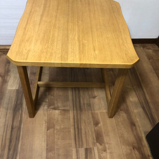 サイドテーブル　の画像