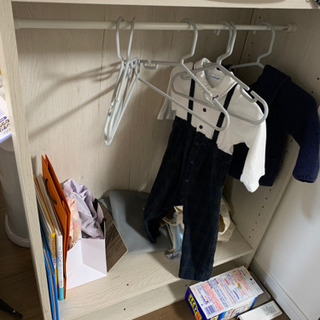 子供用衣装キャビネット