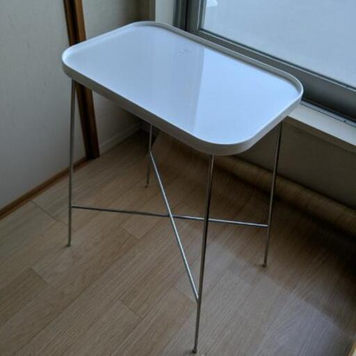 プラスマイナスゼロ　トレイテーブル