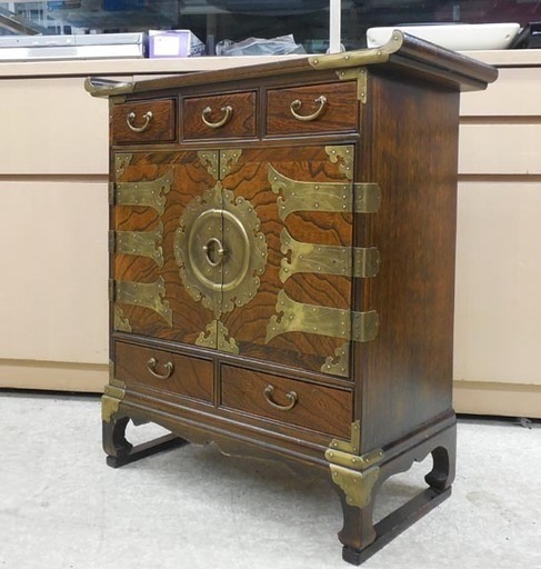 薬棚 彫文字 薬箪笥 ヤクジャン 小引き出し 整理箪笥 ペイペイ 札幌市西区から