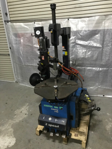 モンティー3200 中古タイヤチェンジャー  20インチ　サポート付