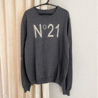 ヌメロヴェントゥーノ N°21 ニット