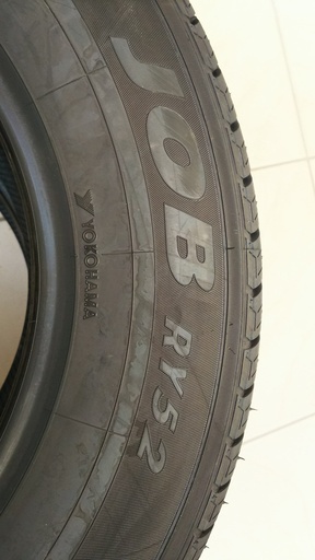 タイヤ　YOKOHAMA  JOB RY52 195/80R15