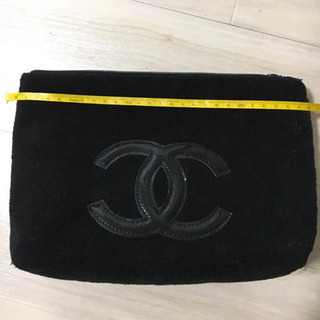 CHANEL ロゴ ポーチの画像