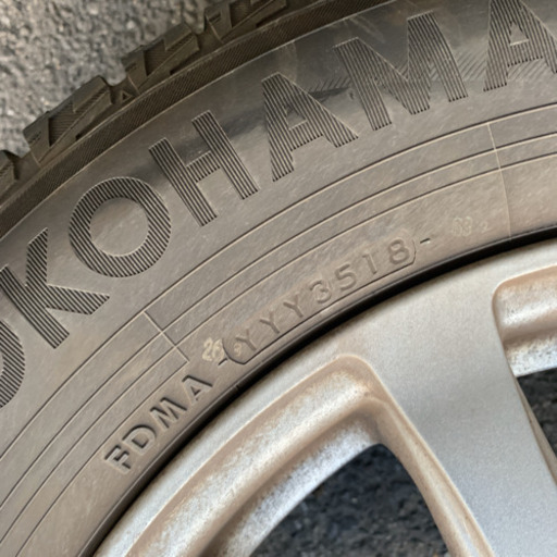 16インチ ホイール スタッドレス　エスティマ着用