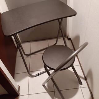 【9:00引渡決定】中央区八丁堀駅まで引き取り限定　折りたたみデスク&チェアセット　美品 の画像