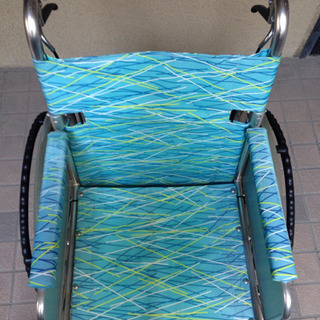 車椅子 日進医療器　NA-Ｌ1　超軽量アルミ自走式車いす(中古介護用品)の画像