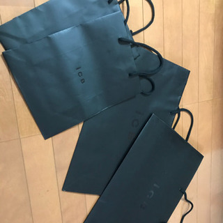【取引中】ブランド紙袋 お譲りします！