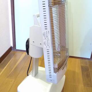 美品　コロナ　遠赤外線ヒーター