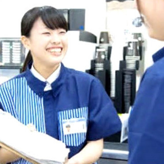 コンビニ店員